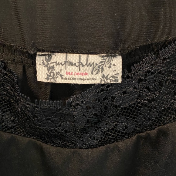 FREE PEOPLE | FULL SWING | TIERED LACE MINI DRESS | BLACK | SMALL - Picture 12 of 15